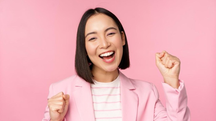 11 Cara Sukses ala Orang Introvert yang Bisa Disontek, Agar Kamu Berhasil di Bidang yang Disukai, Simak!