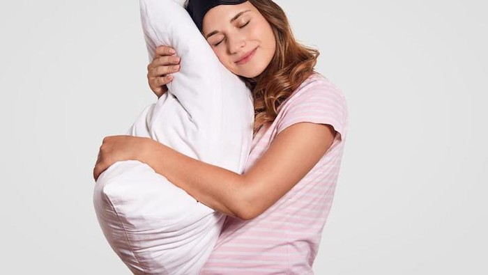 img-title Kalau Dilakukan Rutin, 4 Kebiasaan Sebelum Tidur Ini Dapat Membantu Kamu 'Membakar' Lemak!