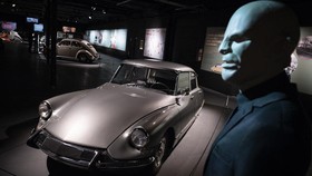 FOTO: Melihat Buyut Mobil di Museum Otomotif Terbesar Dunia