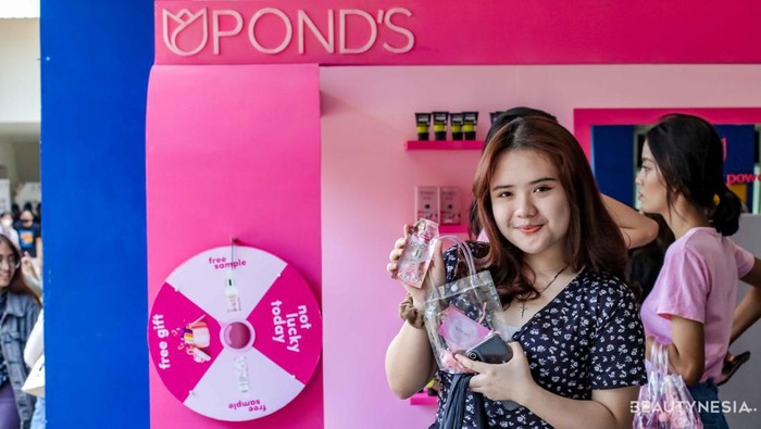 POND'S Bagikan Rahasia Kulit Sehat Glowing, untuk Peserta MOSTFEST di Universitas Budi Luhur