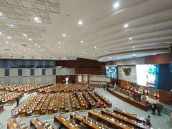 Rapat Paripurna Pengesahan Perppu Pemilu Jadi UU, 43 Anggota DPR Hadir Fisik