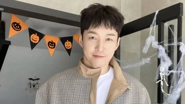 img-title Aktor Shim Hyung Tak Bakal Nikah Usai 4 Tahun Pacari Wanita Jepang