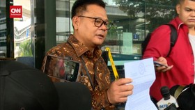 VIDEO: Datangi Dewas KPK, Endar Laporkan Firli Dan Cahya Harefa