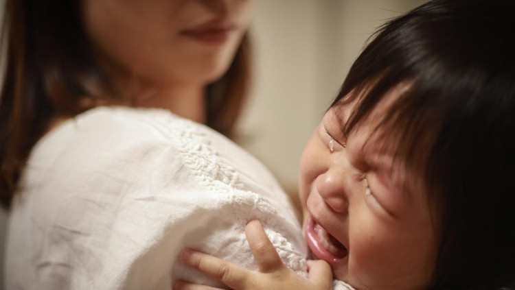 1292341958 Crying baby
