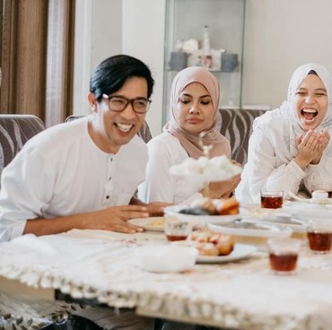 10 Contoh Rundown Buka Puasa Bersama Ramadan 2024 dengan Orang Terdekat