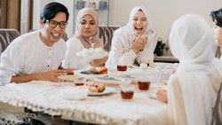 10 Contoh Rundown Buka Puasa Bersama Ramadan 2024 dengan Orang Terdekat