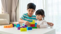 17 Ciri-ciri Anak Jenius Menurut Mensa, Apakah Si Kecil Termasuk?