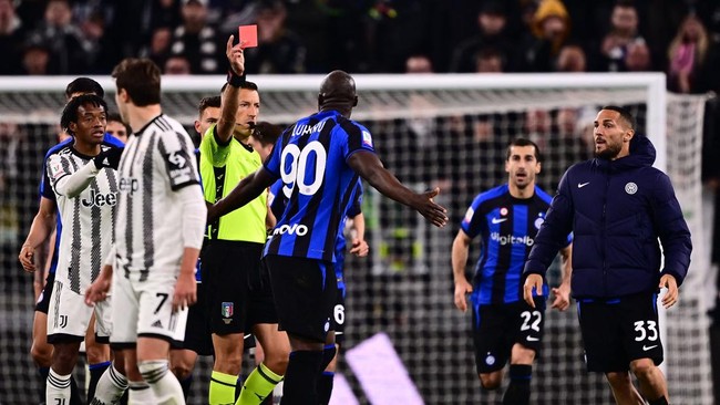 Presiden FIFA Gianni Infantino bereaksi keras usai Lukaku jadi korban rasis penonton saat Inter Milan melawan Juventus di semifinal leg pertama Coppa Italia.