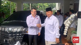 Hary Tanoe dan Rombongan Partai Perindo Tiba di Rumah Prabowo