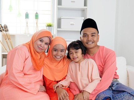 5 Jawaban Cerdas Orang Tua saat Kumpul Lebaran, Soal Anak & Gaya Parenting
