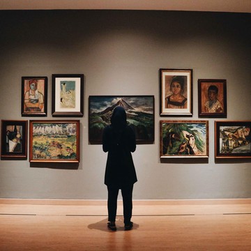 img-title Cocok Buat Ngabuburit, Ini 5 Rekomendasi Galeri Seni di Bandung yang Aesthetic dan Instagramable!