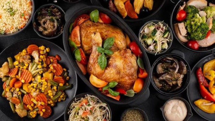 5 Makanan yang Harus Dihindari Saat Berbuka Puasa untuk Penderita Maag