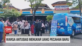 VIDEO: Warga Antusias Menukar Uang Pecahan Baru