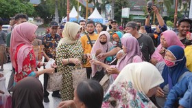 Salurkan Takjil Gratis, ASN Klaten Berbagi Berkah di Bulan Suci