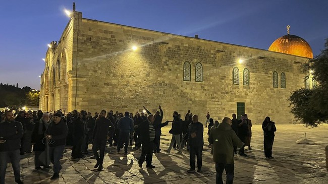 Al Aqsa jadi situs suci yang ternoda konflik dan kini semakin panas dengan ulah para radikal, apa yang terjadi?