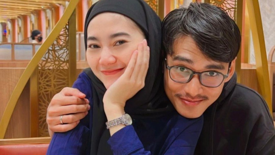 Beni Mulyana Sopian dan Istri Beni Mulyana Sopian dan Istri