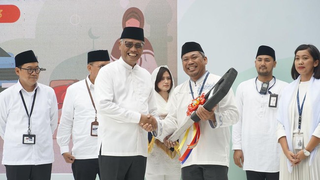 Lewat Program kredit kendaraan bermotor (KKB), bank jateng mempermudah masyarakat dalam memiliki kendaraan yang sudah menjadi impian sejak lama.