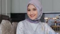 Bikin Baper, Reaksi Erina Gudono Dipuji Cantik Pakai Hijab oleh Kaesang