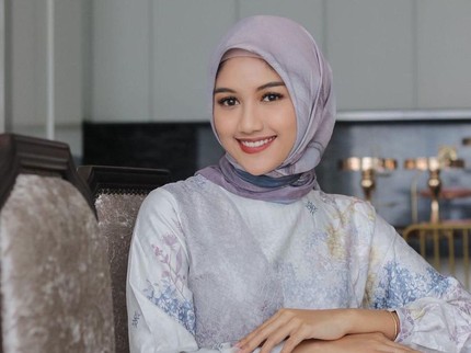 Bikin Baper, Reaksi Erina Gudono Dipuji Cantik Pakai Hijab oleh Kaesang