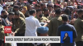VIDEO: Warga Berebut Bantuan Bahan Pokok Presiden