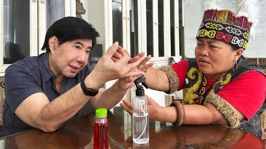 Guruh Soekarnoputra Jadi Pasien Ida Dayak