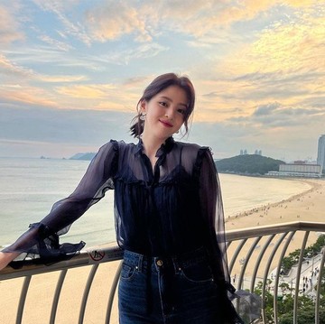 img-title Deretan Artis Korea yang Jadi Brand Ambassador Produk Kecantikan 'Made in Indonesia'