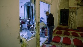 FOTO: Penampakan Masjid Al Aqsa Berantakan usai Diserbu Polisi Israel