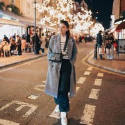 Ide Outfit Liburan ke Luar Negeri ala Medina Dina yang Bisa Kamu Tiru