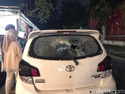 Usai Bukber, Wanita di Makassar Syok Lihat Mobil Dirusak Buntut Demo Ricuh