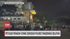 VIDEO: Petugas Penagih Utang Geruduk Polres Tangerang Selatan
