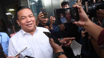 KPK Cecar Plt Gubernur Riau soal Pergeseran Anggaran dan Aliran Uang