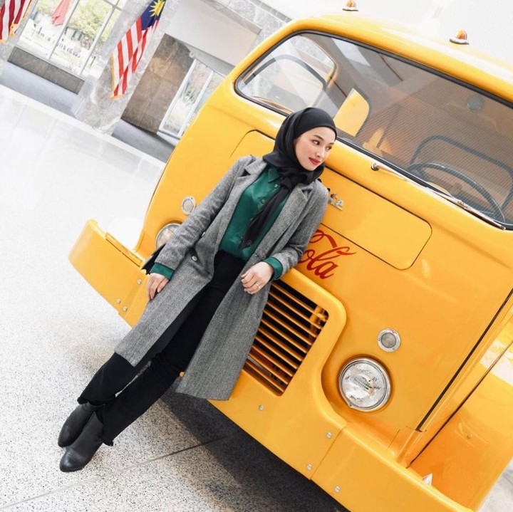 <p>Bunda masih ingat dengan sosok cantik Tya Arifin? Lama tak terdengar, ternyata kini Tya tengah menikmati masa-masanya sebagai seorang Bunda dua orang anak. (Foto: Instagram: @tyaarifinnw)</p>