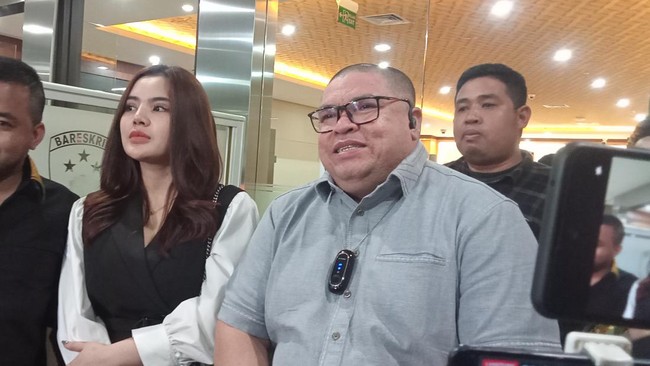 Kericuhan sidang dugaan pencemaran nama baik terhadap Hotman Paris dengan terdakwa Razman Arif Nasution di Pengadilan Negeri Jakarta Utara berbuntut panjang.