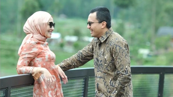 Sahrul Gunawan dan Dine Mutiara