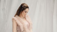 <p>Usia kehamilan Syahra sudah masuk 31 minggu. Ia mengaku sudah tak sabar untuk bertemu anaknya nih. (Foto: Instagram @syahralarez_new)</p>