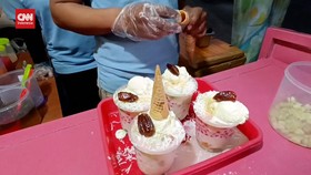 VIDEO: Es Krim Tumpah, Segar Berlimpah Toping Pas Untuk Buka Puasa