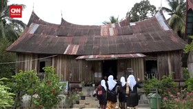 VIDEO: Kampung Adat Ini Disebut Lorong Waktu Minangkabau