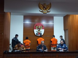 Bupati Kepulauan Meranti Dicokok KPK Terkait 3 Kasus Korupsi