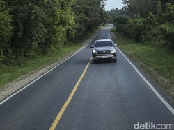20 Mobil Terlaris Juni 2024: Toyota Kijang Innova Salip Balik Daihatsu Sigra