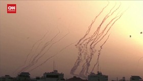 VIDEO: Detik-detik Roket Dicegat di Langit Gaza