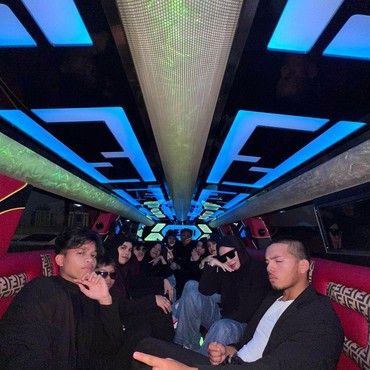 Gen Halilintar Pamer Naik Limosin di Dubai, Komentar Kiky Saputri Disorot