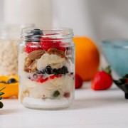 Ketahui 6 Manfaat Overnight Oats, Menu Sahur Praktis dan Bergizi yang Cocok Buat Anak Kos!