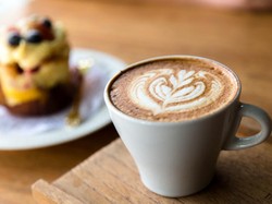 Latte Vs Mocha, Mana yang Kalori dan Kafeinnya Lebih Banyak?