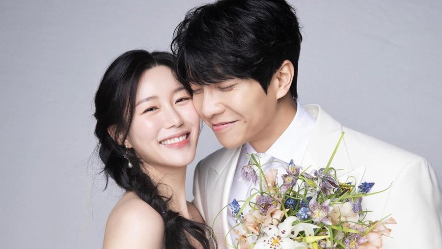 Pernikahan Lee Seung Gi dan Lee Da In