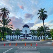 Persiapan Akhir Pekan, 5 Rekomendasi Tempat Wisata di Kota Bandung Ini Cocok untuk 'Healing' bareng Keluarga!