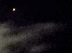 Satelit Milik Elon Musk Terbakar