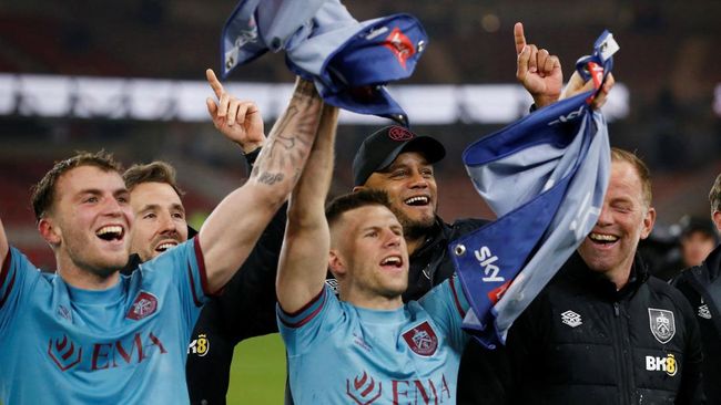 Burnley Didikan Kompany Jadi Tim Pertama Promosi ke Premier League