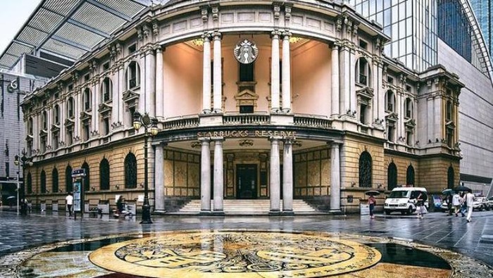 Gerai Starbucks paling indah di Asia