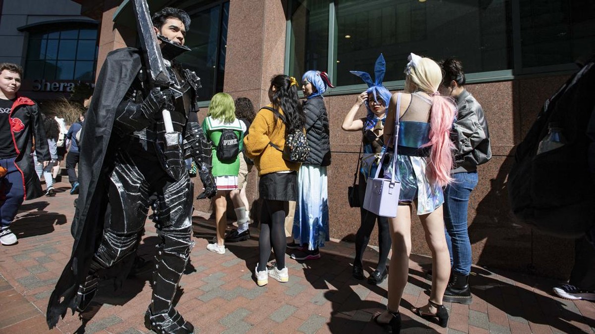 FOTO: Ramai-ramai Cosplayer Bergaya Unik di Anime Boston 2023