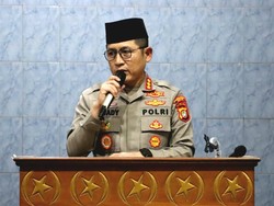 Warga Depok Sambut Jumat Curhat di detikPagi, Adukan Preman-Balap Liar